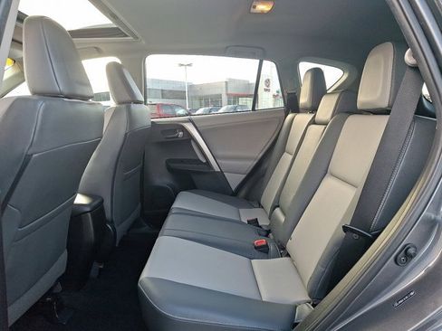 Used 2013 Toyota RAV4 Limited image 10