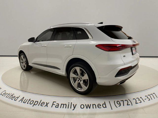 Used 2025 Audi Q5 Premium Plus AWD/4WD image 3