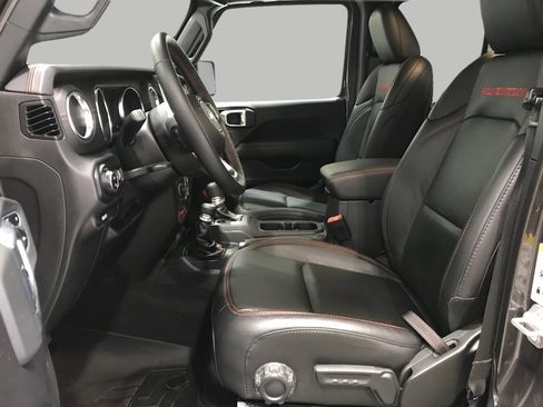 Used 2020 Jeep Gladiator Rubicon image 9