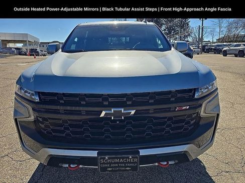 Used 2023 Chevrolet Suburban Z71 w/ Luxury Package image 8