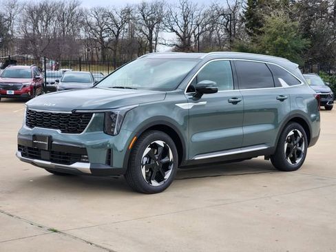 Certified 2026 Kia Sorento EX w/ EX Premium Package image 3