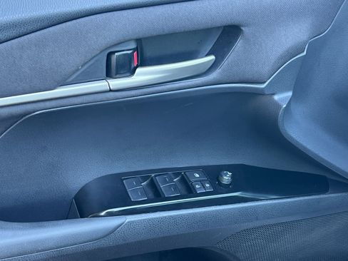Used 2025 Toyota Camry LE FWD image 11