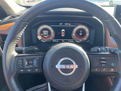 Certified 2024 Nissan Rogue Platinum w/ Platinum Premium Package image 30