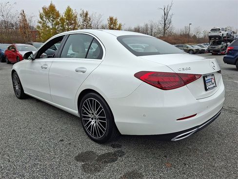 Used 2024 Mercedes-Benz C 300 4MATIC Sedan image 4