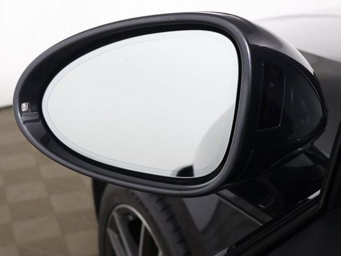Used 2023 Porsche Macan S AWD/4WD image 38