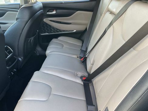 Used 2020 Hyundai Santa Fe Limited image 24