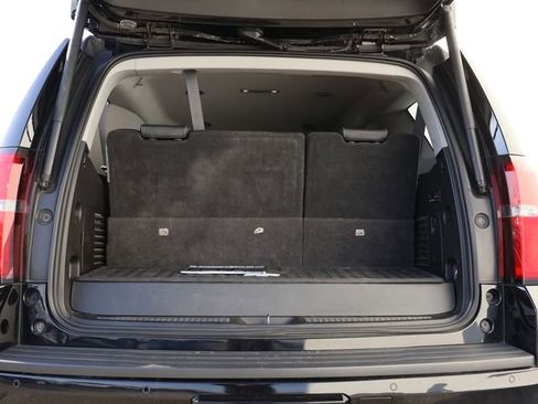 Used 2016 Chevrolet Tahoe LT w/ LT Signature Package image 20