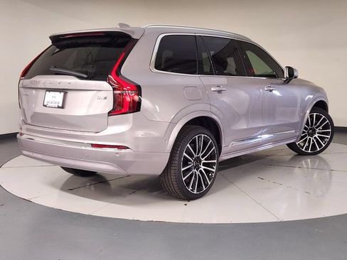 Used 2026 Volvo XC90 B6 Plus w/ Protection Package Premier AWD/4WD image 2