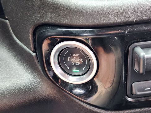 Certified 2025 Chevrolet Silverado 1500 LT image 20