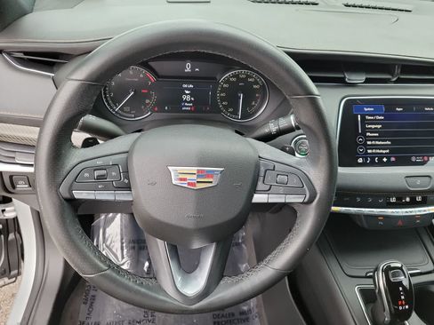 Used 2021 Cadillac XT4 Sport w/ Driver Awareness Package FWD image 23