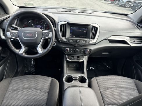 Used 2022 GMC Terrain SLE FWD image 24