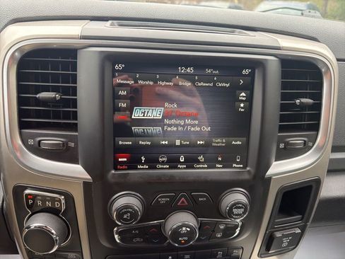 Used 2018 RAM 1500 Big Horn image 24