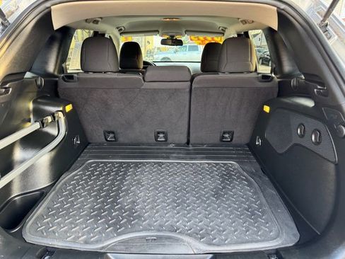 Used 2017 Jeep Cherokee Latitude w/ Comfort & Sound Group image 25