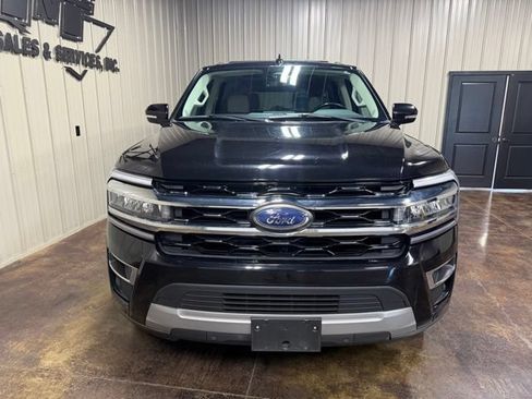 Used 2024 Ford Expedition Limited AWD/4WD image 6