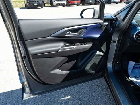 New 2026 Chevrolet Equinox EV LT image 13