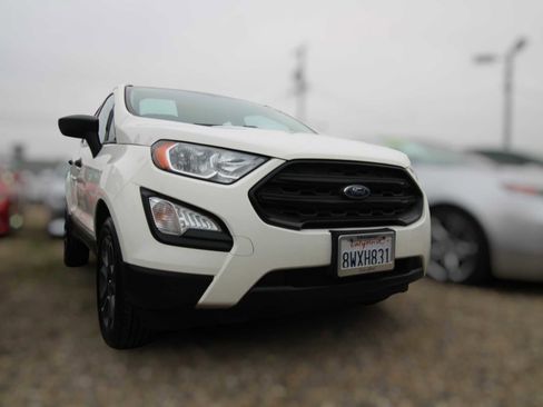 Used 2021 Ford EcoSport S image 11