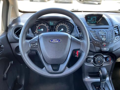 Used 2017 Ford Fiesta S image 5