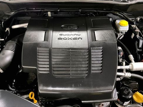 Used 2022 Subaru Forester Premium AWD/4WD image 10