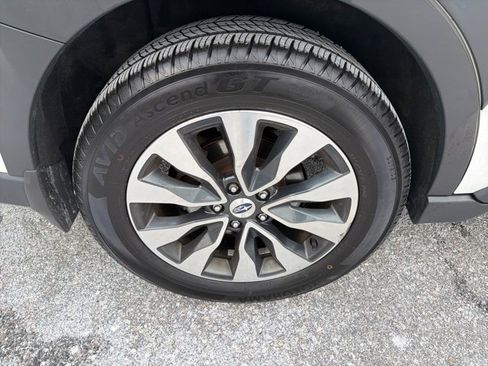 Used 2023 Subaru Outback Touring XT image 20