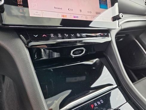 New 2026 Jeep Grand Cherokee Limited w/ Luxury Tech Group II image 25