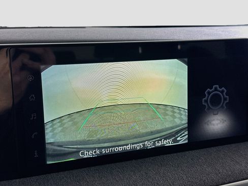 Used 2025 Nissan Kicks SV FWD image 22
