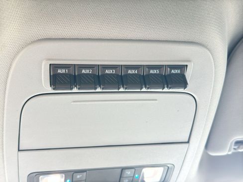 Used 2025 Ford F250 XLT w/ Black Appearance Package AWD/4WD image 27