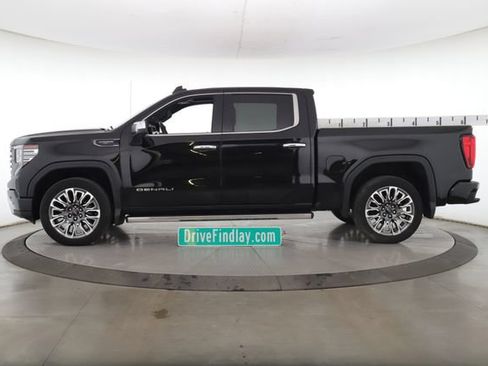 Used 2025 GMC Sierra 1500 Denali Ultimate AWD/4WD image 9