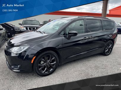 Used 2019 Chrysler Pacifica Touring-L Plus w/ Advanced Safetytec Group