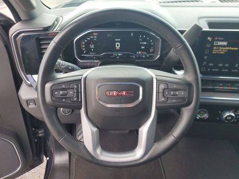 Used 2024 GMC Sierra 1500 SLT AWD/4WD image 21