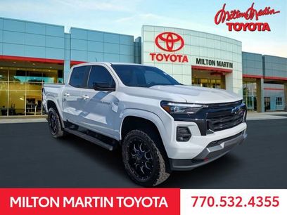 Used 2023 Chevrolet Colorado Z71 w/ Z71 Convenience Package 2
