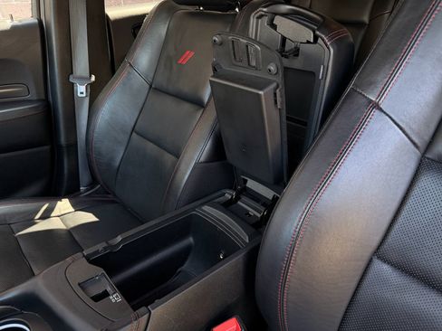 Used 2024 Dodge Durango GT AWD/4WD image 16