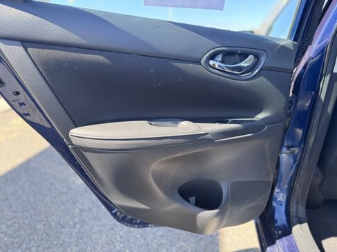 Used 2019 Nissan Sentra S image 34
