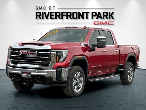Used 2026 GMC Sierra 2500 SLT w/ SLT Premium Package image 7