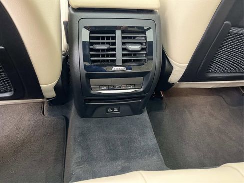Used 2023 BMW X3 sDrive30i w/ Premium Package image 16