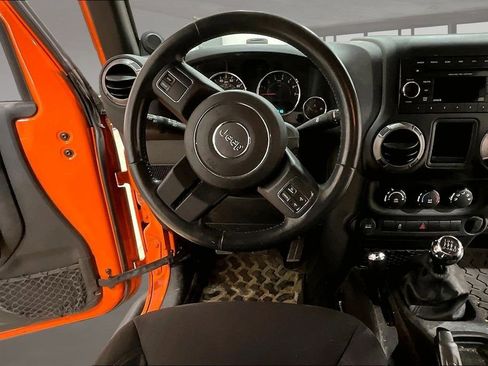Used 2013 Jeep Wrangler Sport AWD/4WD image 6