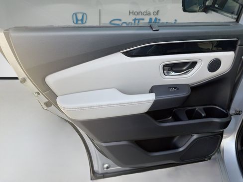 Certified 2023 Honda Pilot EX-L image 26