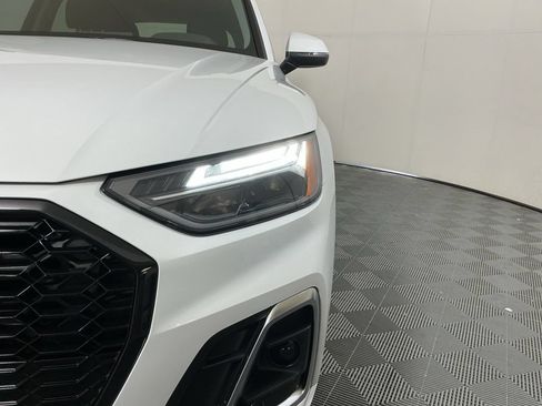 Used 2022 Audi Q5 2.0T Premium w/ Convenience Package AWD/4WD image 9