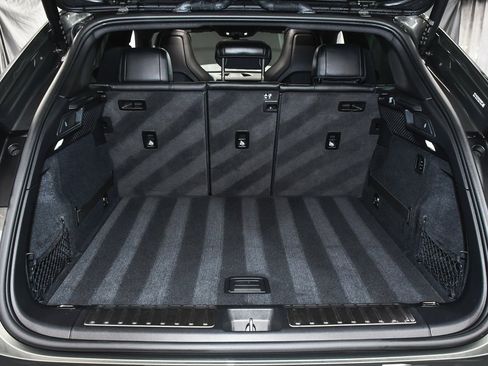 Used 2025 Porsche Macan 4 Electric image 68