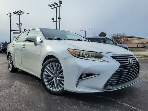Used 2016 Lexus ES 350 350 4D Sedan w/ Luxury Package w/Wood Trim image 1