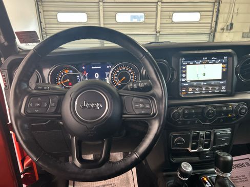 Used 2023 Jeep Wrangler Unlimited Sport AWD/4WD image 7