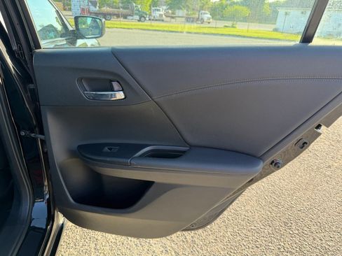 Used 2014 Honda Accord Sport image 24