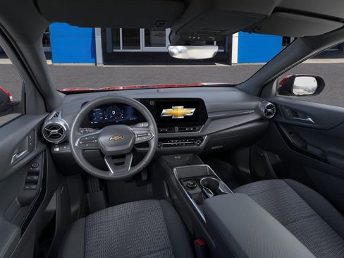 New 2026 Chevrolet Equinox LT w/ Safety and Technology Package image 15