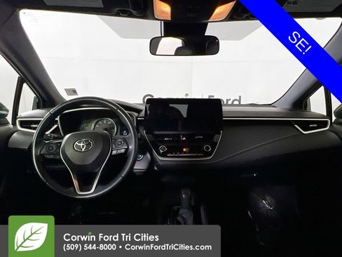 Used 2019 Toyota Corolla SE w/ Carpet Mat Package FWD image 7