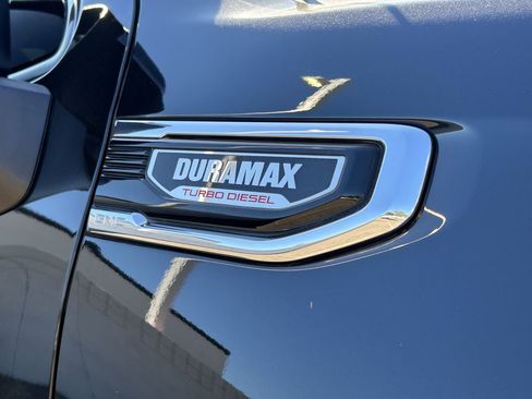 Used 2022 GMC Sierra 1500 Denali w/ Denali Reserve Package image 5