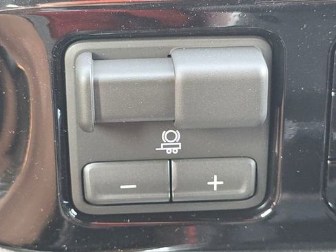 New 2026 Chevrolet Silverado 2500 High Country w/ Technology Package image 38