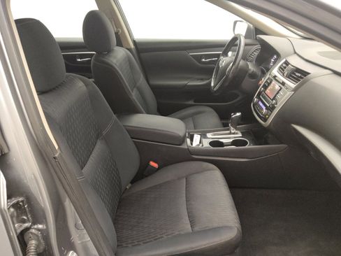 Used 2018 Nissan Altima 2.5 SV image 21