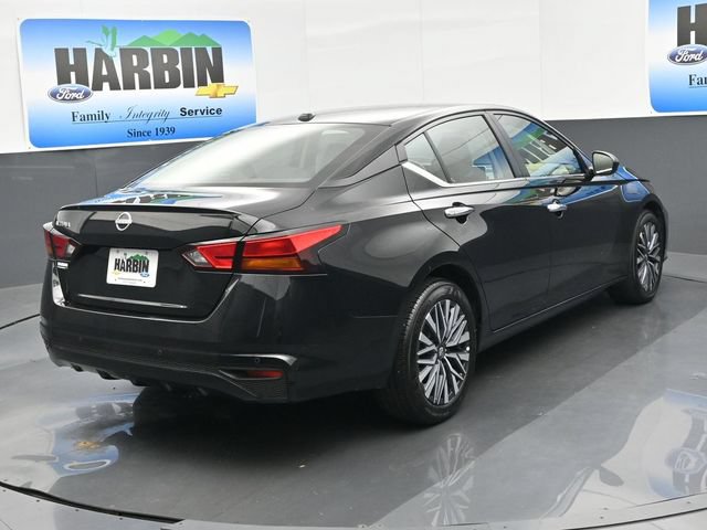 Used 2025 Nissan Altima 2.5 SV FWD image 5