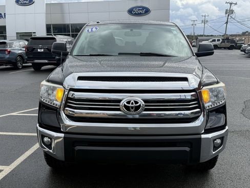 Used 2016 Toyota Tundra SR5 image 9