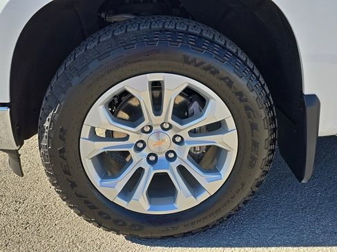 Certified 2025 Chevrolet Silverado 1500 LTZ w/ LTZ Premium Package image 6