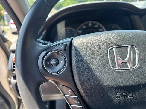 Used 2014 Honda Accord Sport image 25